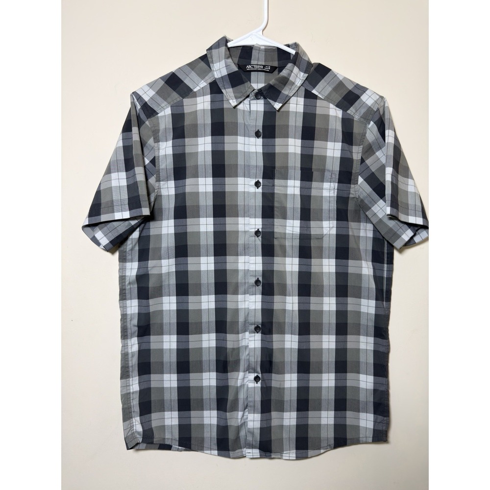 Arc'teryx Short Sleeve Button Up Gray Plaid Mens M